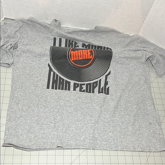 Gray Graphic T-Shirt with Music Print - Picture 6 of 6